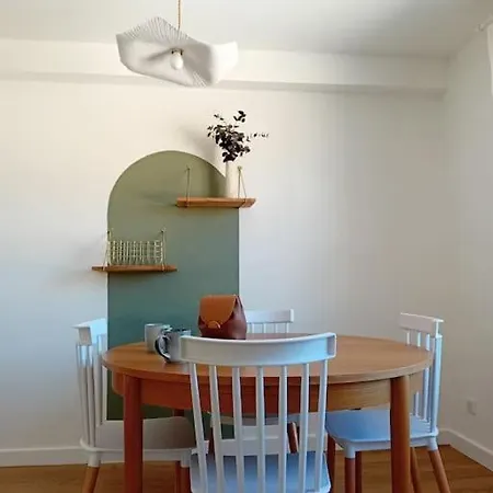 Appartement Lumineux Et Cosy F3 Vue Ajaccio (Corsica)